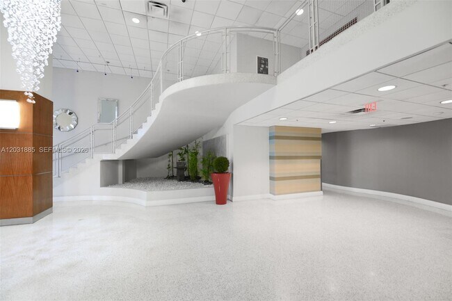 Building Photo - 3000 S Ocean Dr