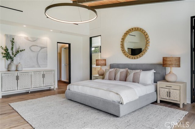 Building Photo - 427 Santa Ana Ave