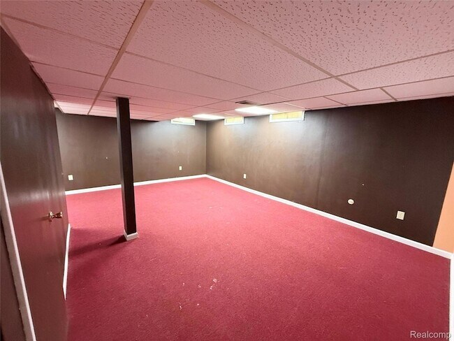 Building Photo - 24706 Bashian Dr