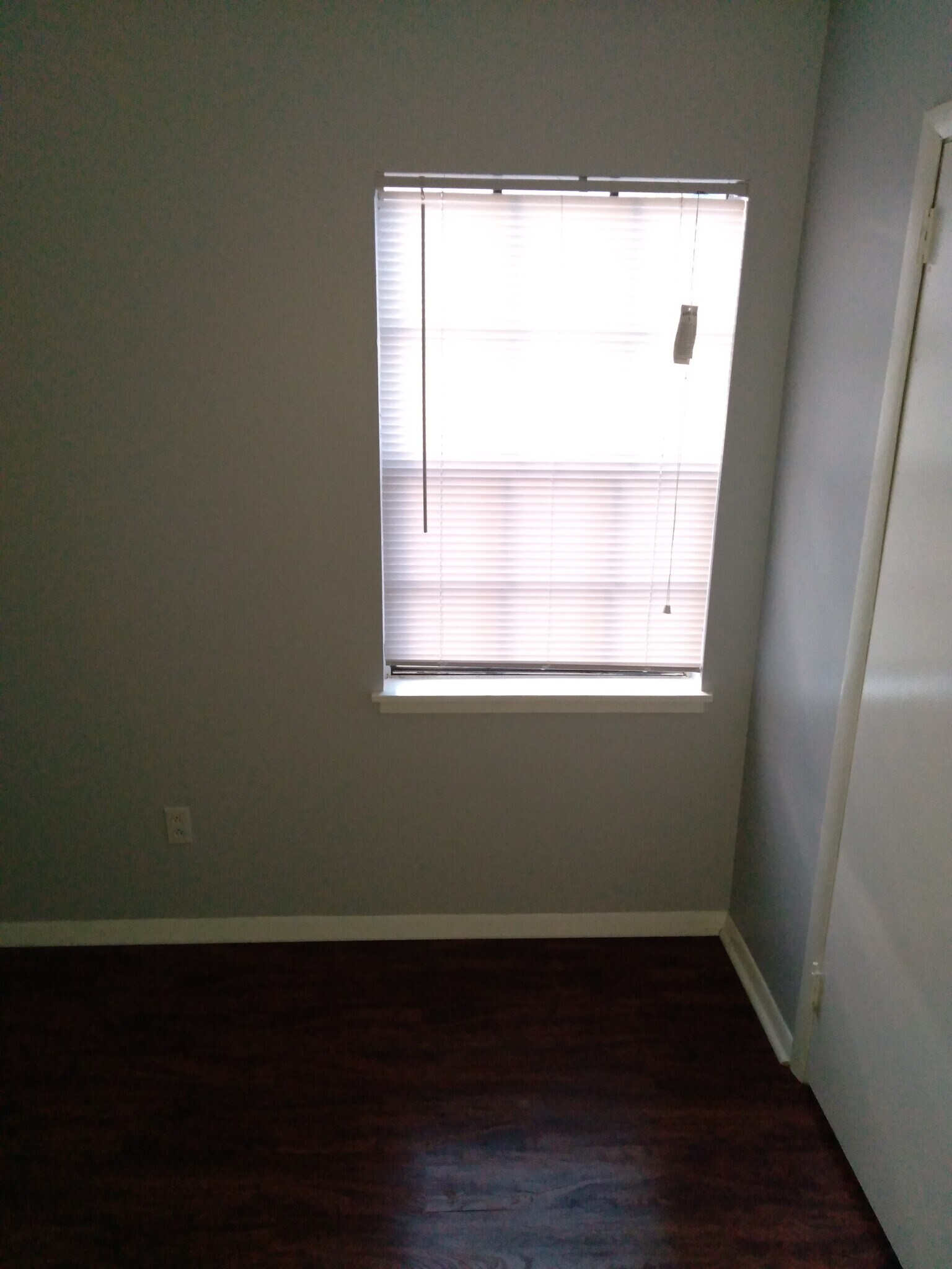 Spacious Bedrooms - 3009 Avenue W