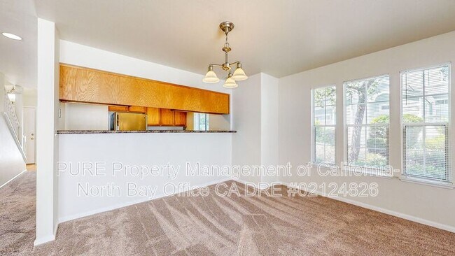 Building Photo - 520 Laurel Grove Cir