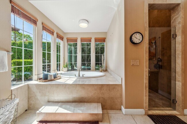 Building Photo - 40294 Rancho Palmeras