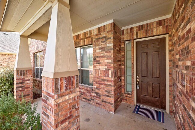 Building Photo - 16017 Jeffs Ln