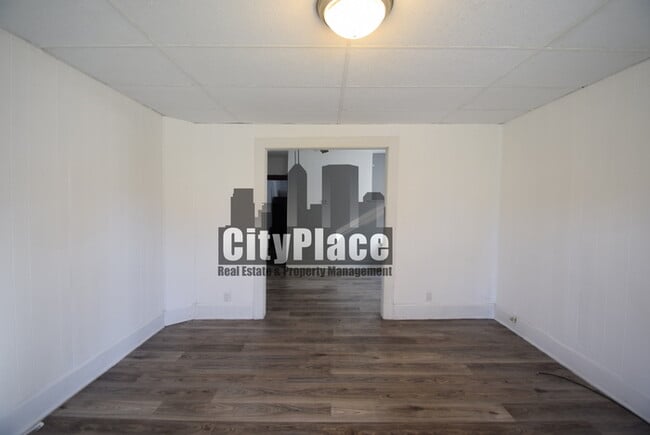 Building Photo - 2111 Ringgold Ave