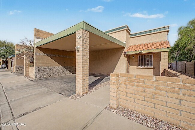 Building Photo - 1316 E Zulema Loop