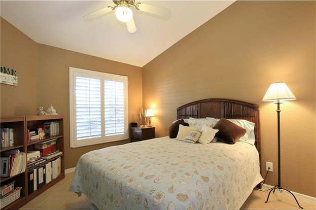 Building Photo - 15035 Sterling Oaks Dr