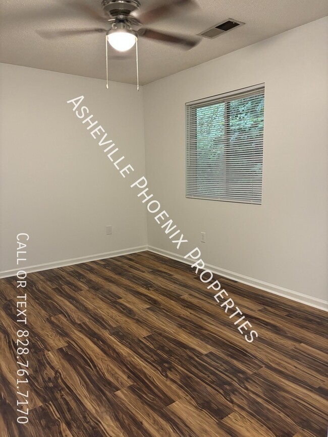 Building Photo - 456 Reems Creek Rd