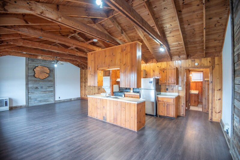 Building Photo - 207 Doe Meadows Dr