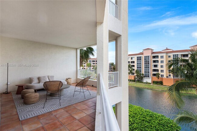 Building Photo - 705 Crandon Blvd