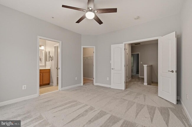 Building Photo - 11657 Leesborough Cir
