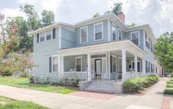 Building Photo - 250 Ellis St