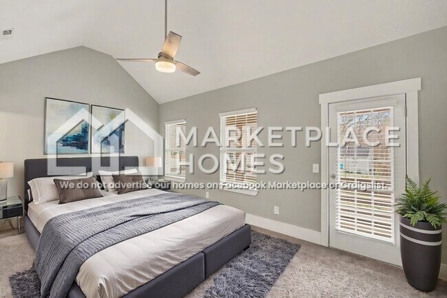 Building Photo - 2437/114 Bell St