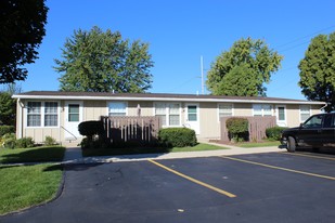 Building Photo - James- Marie Court