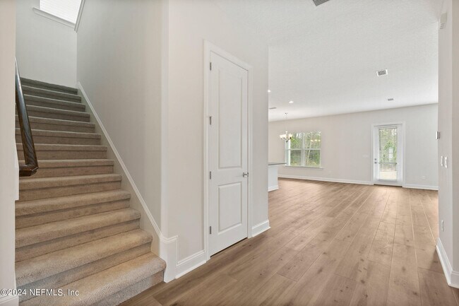 Building Photo - 120 Elm Br Rd