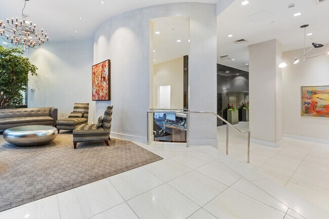 Building Photo - 80 Broad St