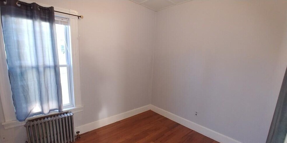 Building Photo - 41 Trull St