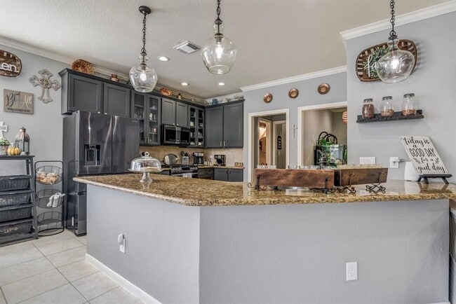Building Photo - 2409 Daytona Ct