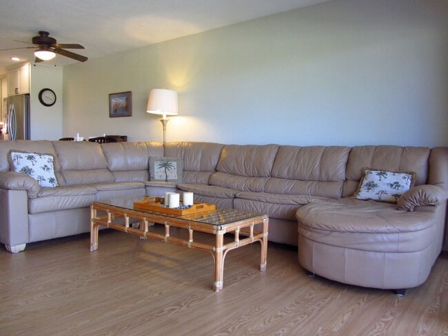 Building Photo - Avaliable June 27, 2025 | Keauhou Punahele...
