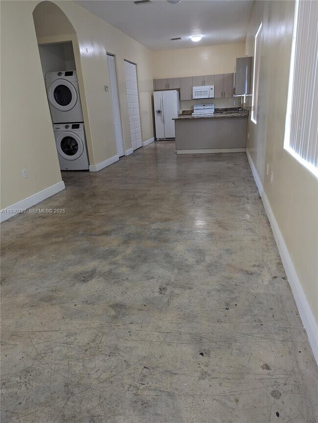 Building Photo - 10214 SW 175th St