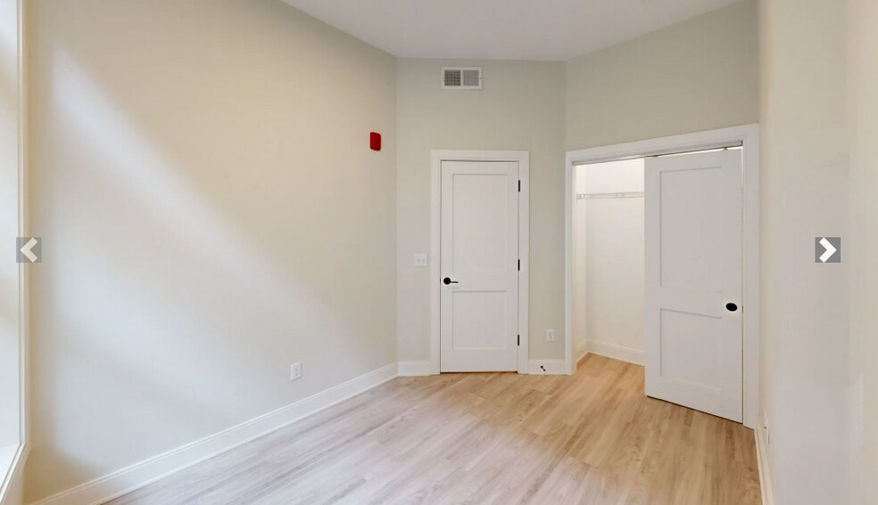 Building Photo - 220 Tremont St