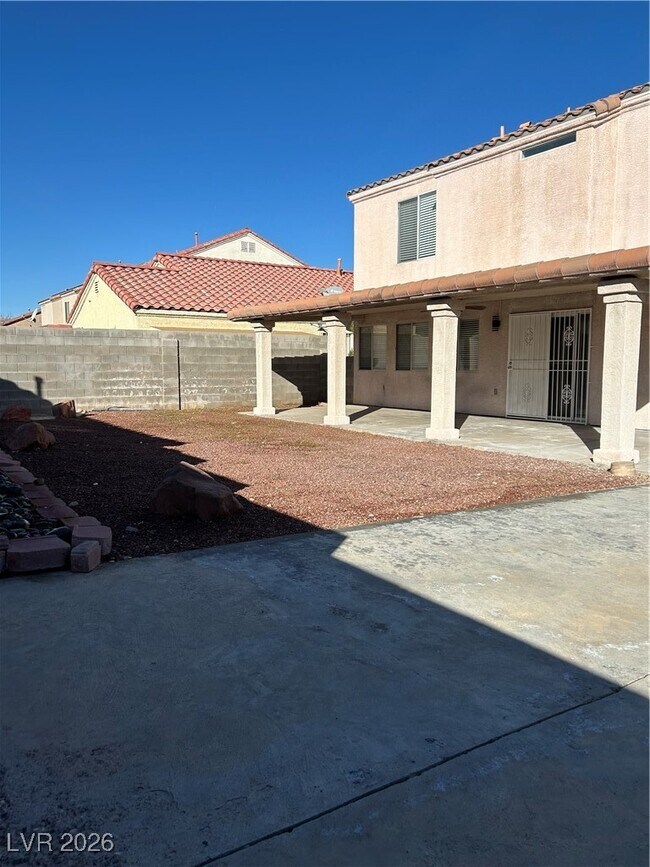 Building Photo - 7383 W Diablo Dr