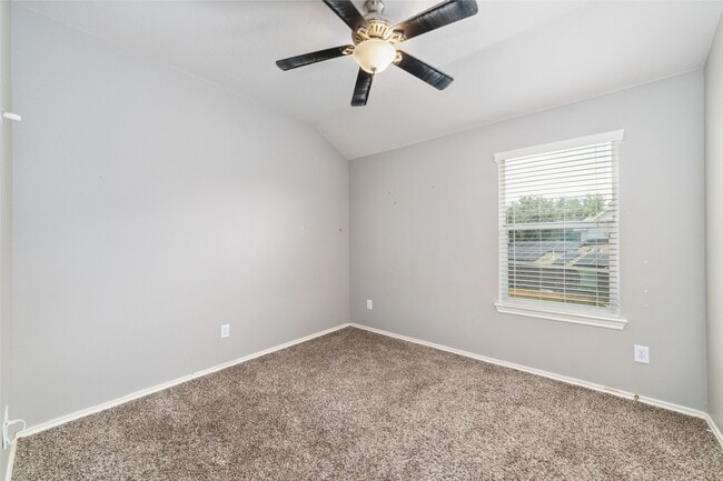 Building Photo - 9823 Lynette Falls Dr