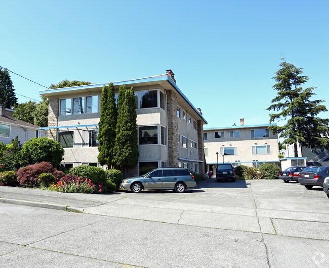 2323 W Newton St 2323 W Newton St Seattle WA 98199 Apartment Finder