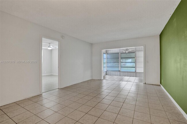 Building Photo - 3051 NW 46th Ave