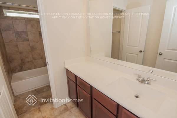 Building Photo - 30631 Gardenia Trace Dr