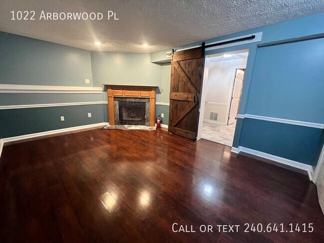 Building Photo - 1022 Arborwood Pl