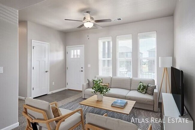 Building Photo - 6726 Faith Dr