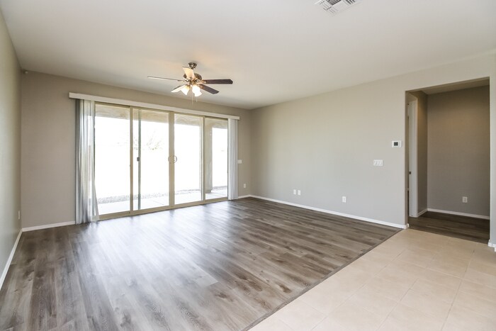 Building Photo - 4404 W Federal Way