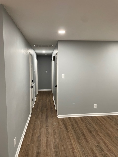 2 nice closets in the hallway with a new thermostat and return vent - 147 Longview Dr