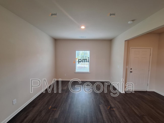 Building Photo - 110 Foley Dr