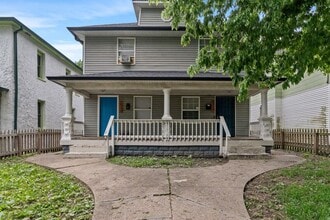 Building Photo - 1117 N Dearborn St