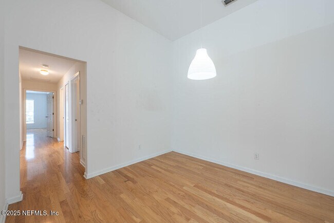 Building Photo - 168 Jardin De Mer Pl