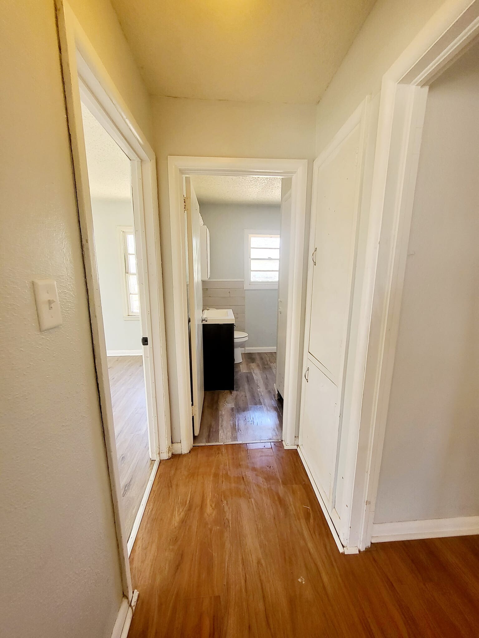 Building Photo - 3789 Sunset Ave