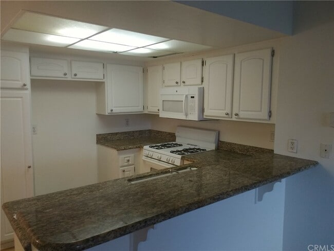Building Photo - 1309 W Mission Blvd