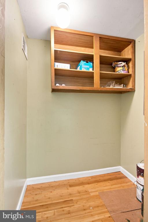 Building Photo - 9310 Niki Pl