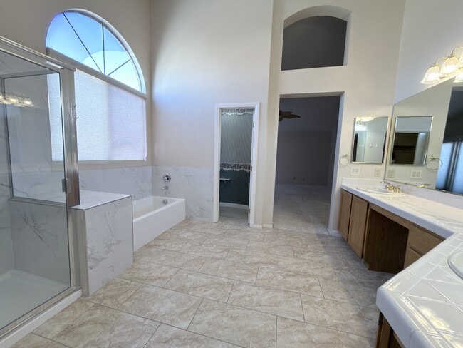 Building Photo - 7620 Marluna Ct