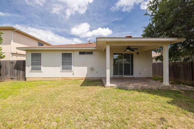 Building Photo - 104 Brentwood Dr