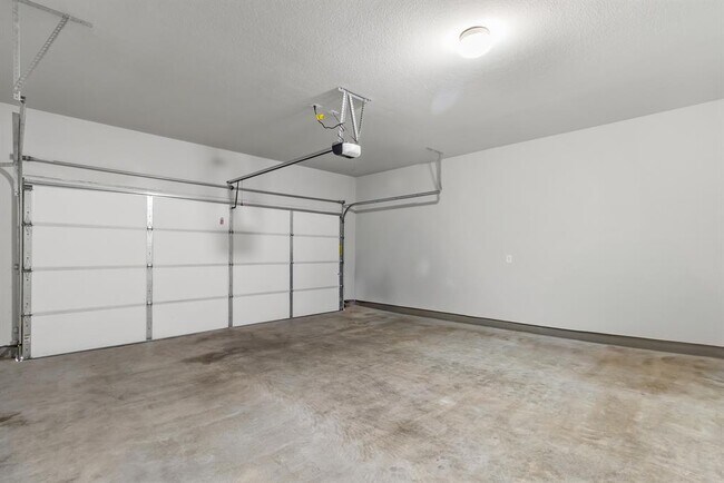 Building Photo - 11325 Comano Dr