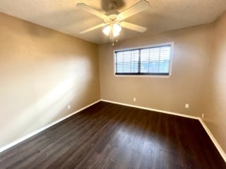 Building Photo - 396 Fernwood Dr