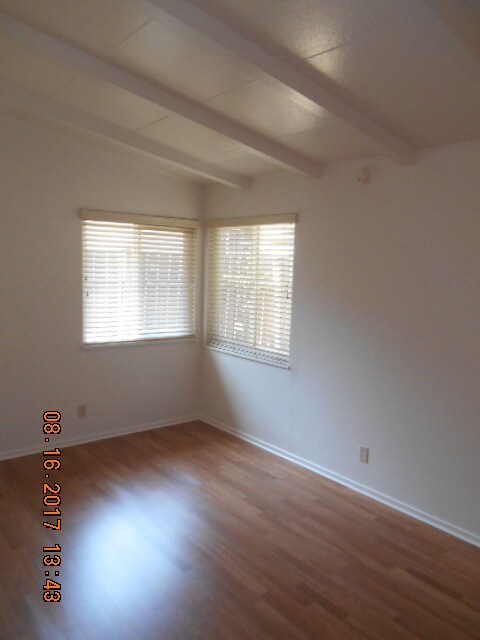 Building Photo - 150 Scott St