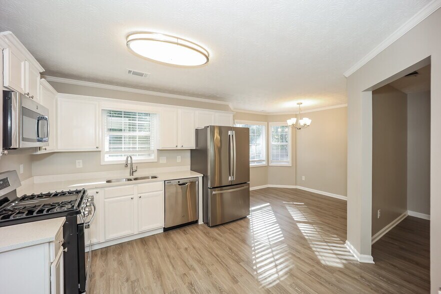 Building Photo - 110 Park Pl Ct
