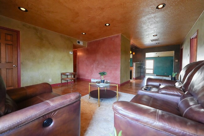 Building Photo - A New Mexico Charm Executive Rental — A Stay Made Simple