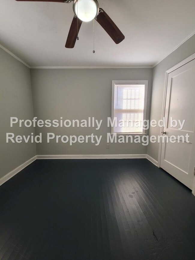 Building Photo - 1245 Elliston Rd