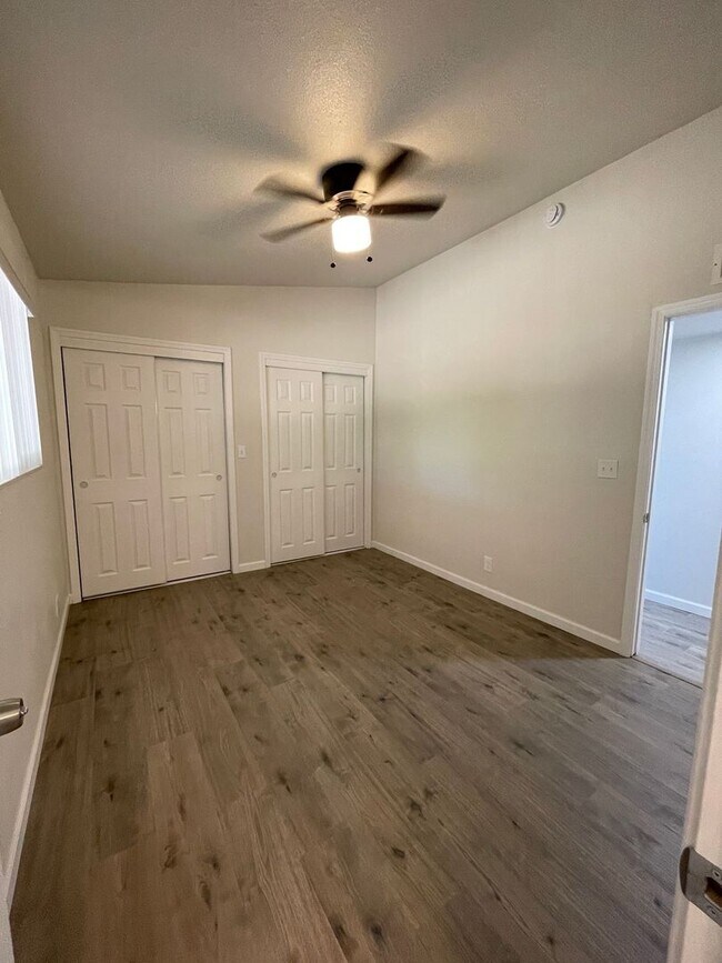 Building Photo - WELCOME HOME TO BULLARD’S BEST-KEPT SECRET!