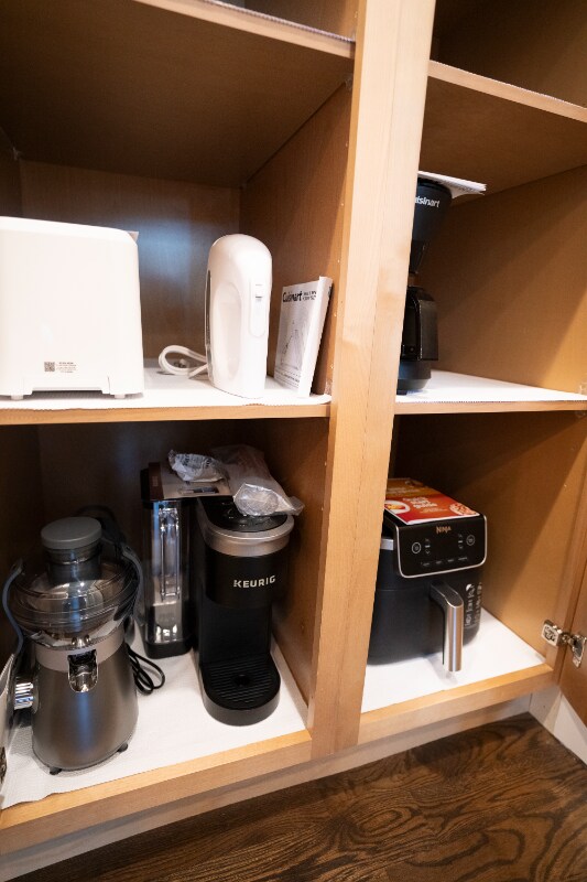 Building Photo - 2030 W Trade St