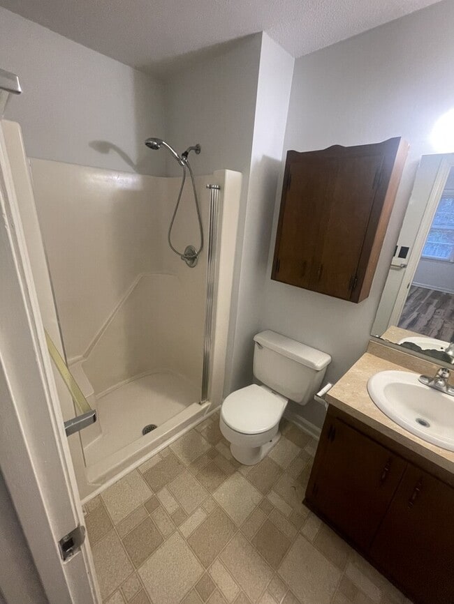 Building Photo - 3 bd 2 ba Ranch